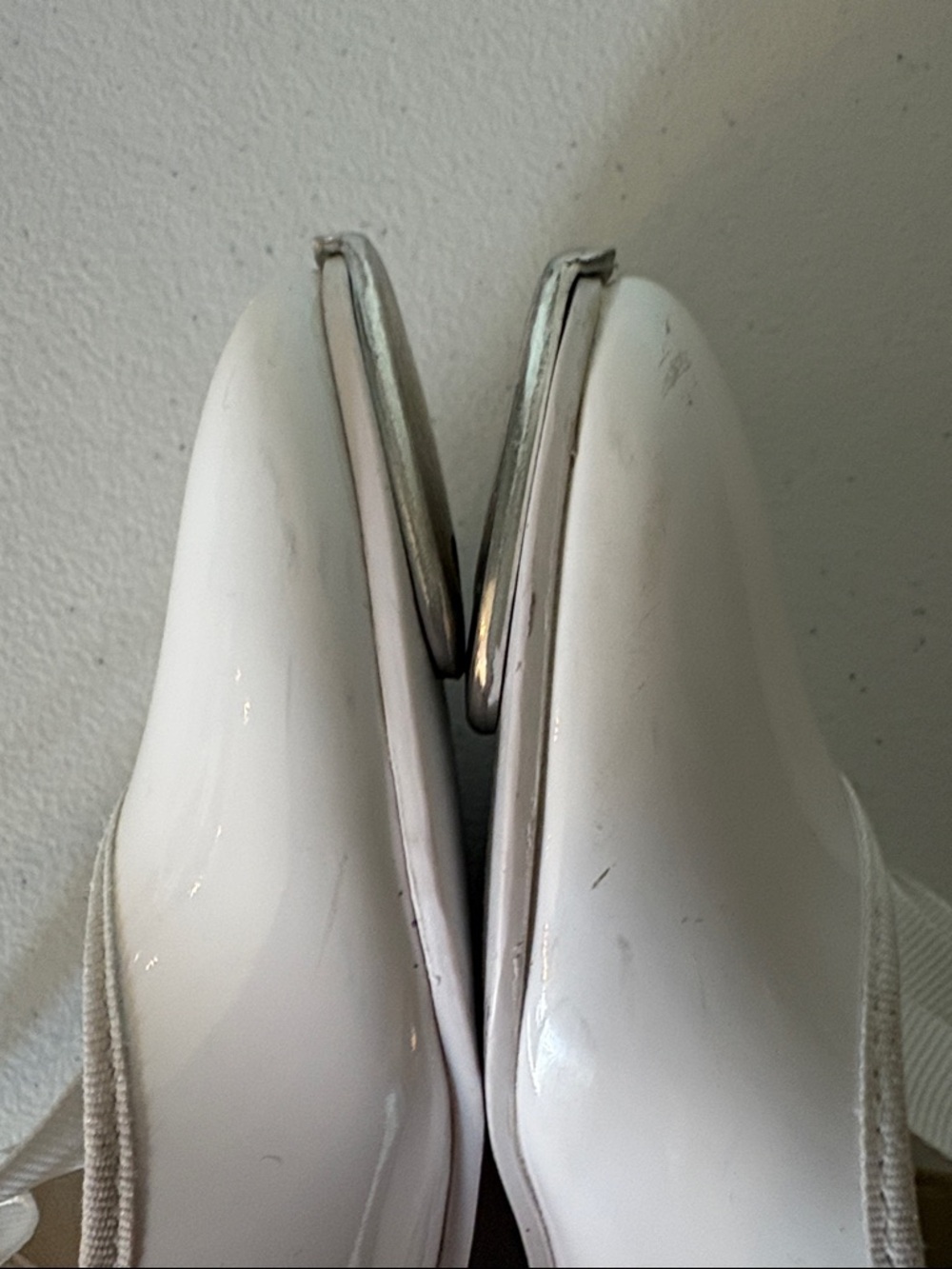 Girls White Tap Shoes with ribbon ties Tempo by Leo’s brand - Picture 5 of 8